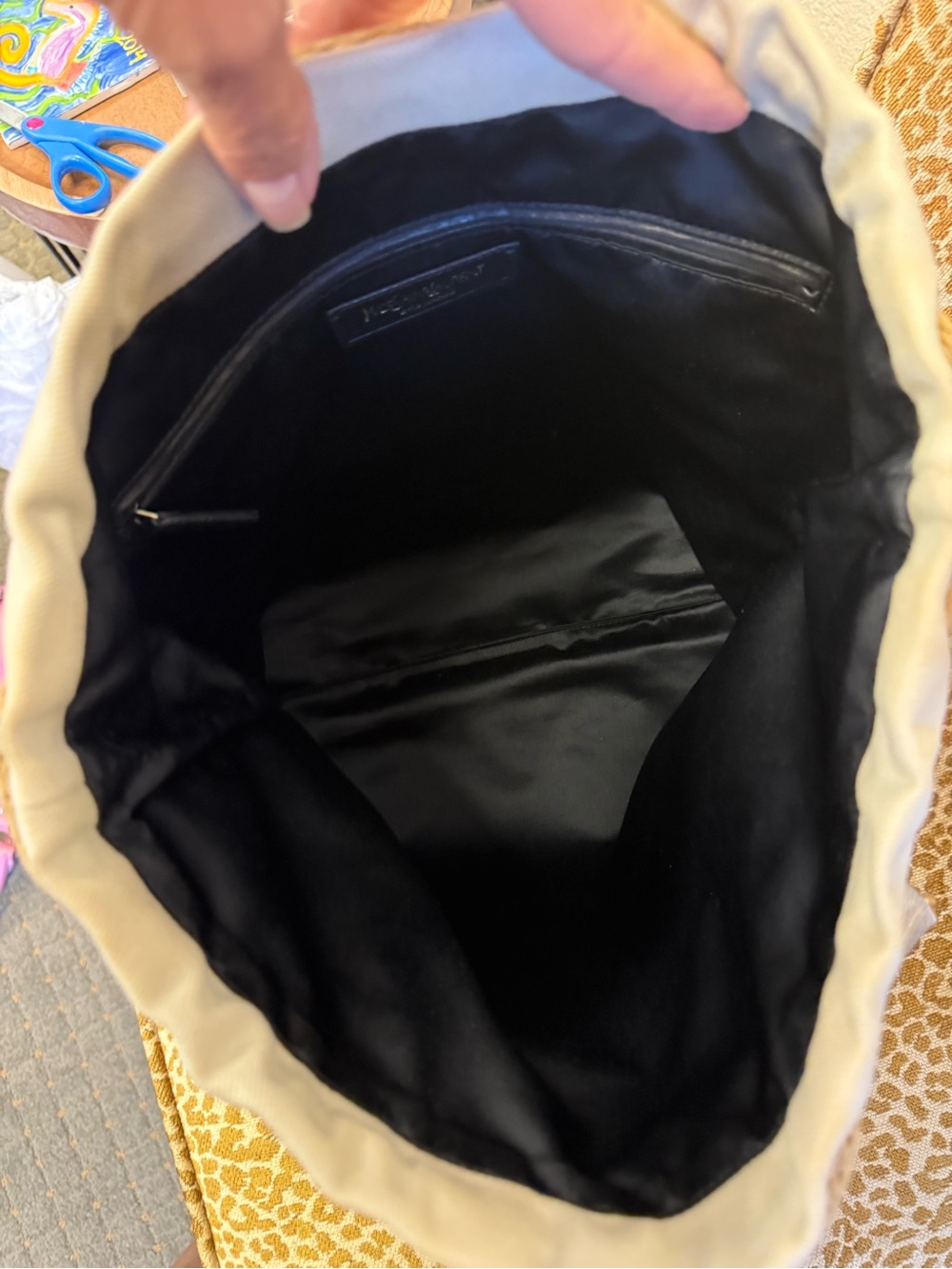 💯 Auth! Saint Laurent Cream Canvas Tote with Rope Trim and Soft Metallic Accents - Picture 13 of 16